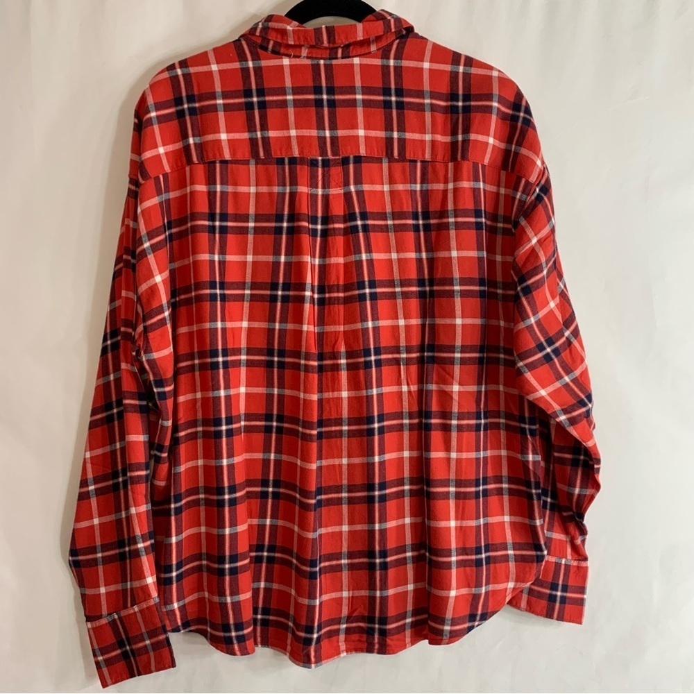 Levi’s Red and Navy Plaid Button-Up Shirt Relaxed Fit, Size L - Picture 8 of 8